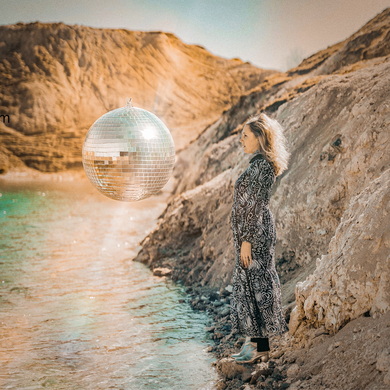 Rodina - We Go out of Our Way