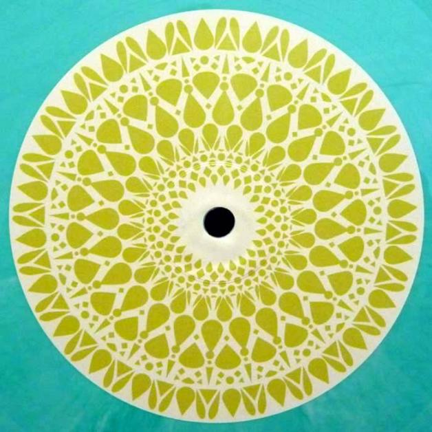 Distal - Apple bottom / Space Graffiti