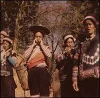 Kink Gong - Voices : LP