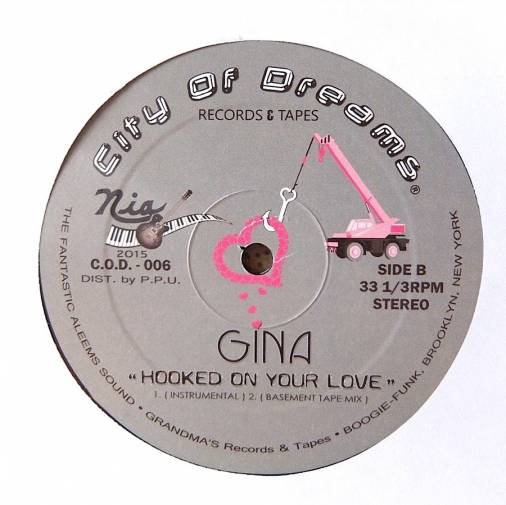 Gina - Hooked On Your Love : 12inch