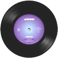 Moniquea - A Certain Way (Remixes)
