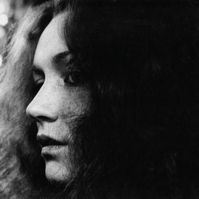 Justine - WORDLESS SONGS