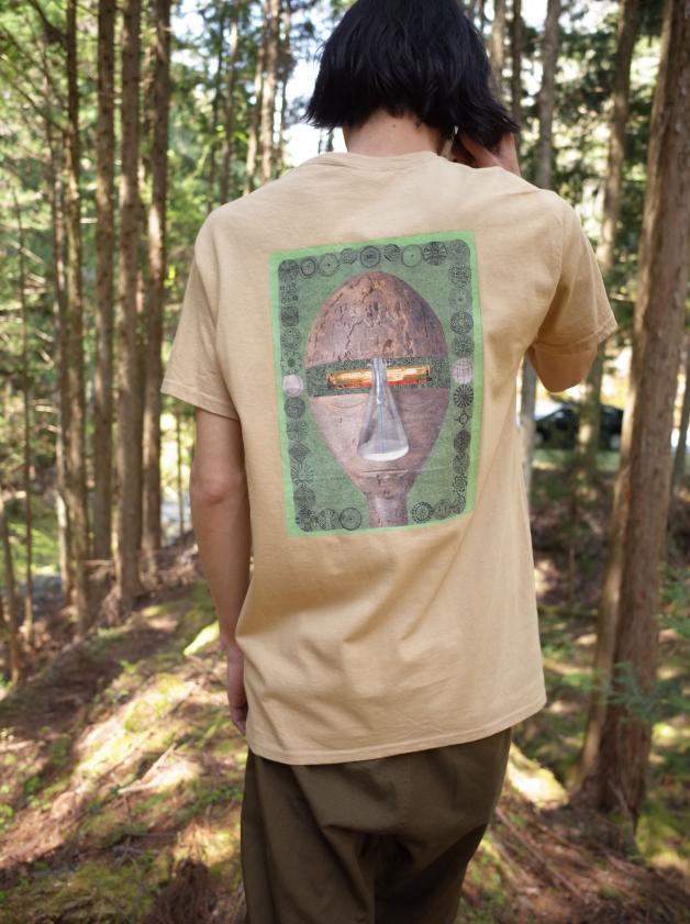 Chill Mountain/Ventralis Golden × Dima Rabik × Mt.Chills - 〝AXISMUNDI〟collage travel-oo3 T-shirts SAND Size M : WEAR