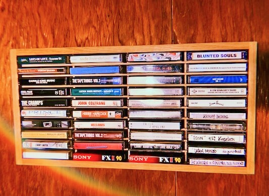 SUNDAYLAND - Cassette Rack BISCUIT SAND oak 40cassettes : FURNITURE