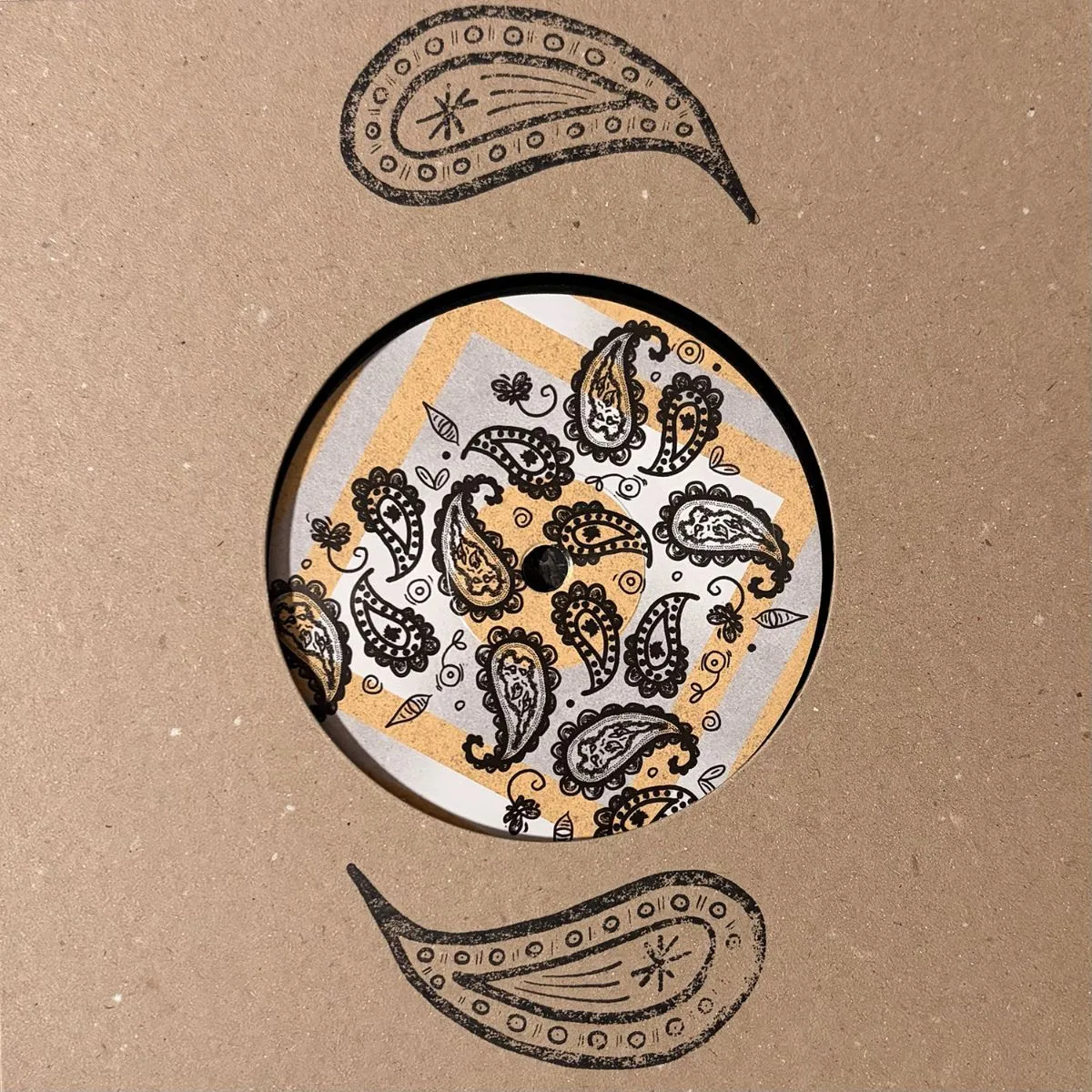 Titus 12 - Paisley Breaks / Sunday Morning : 7inch