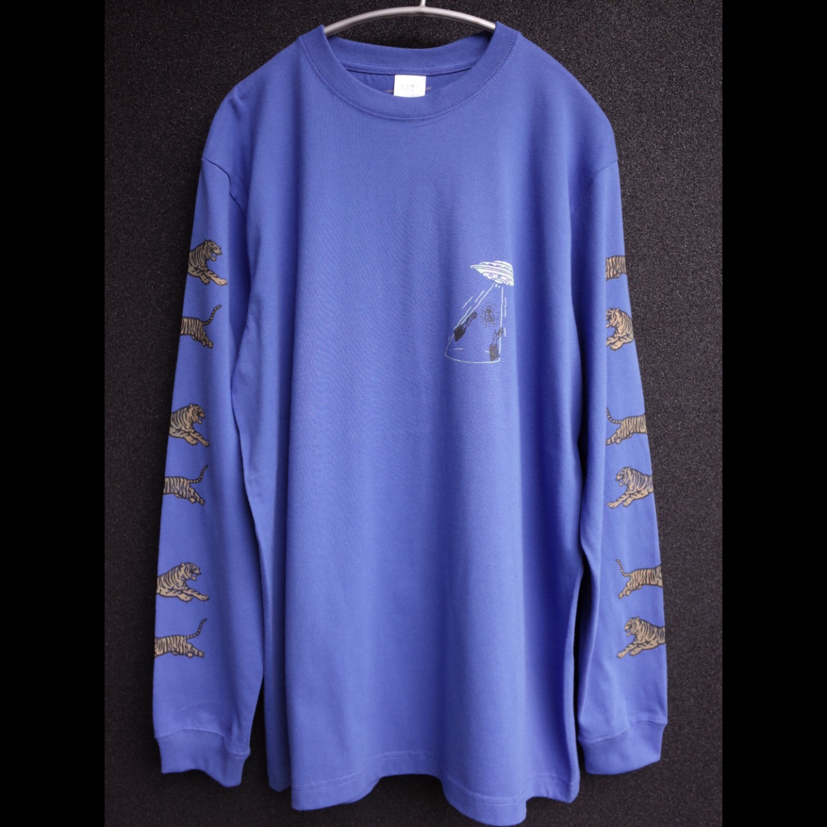 Mt.Chills - “Tiger mystery” LongSleeve Blue Size:L : Wear