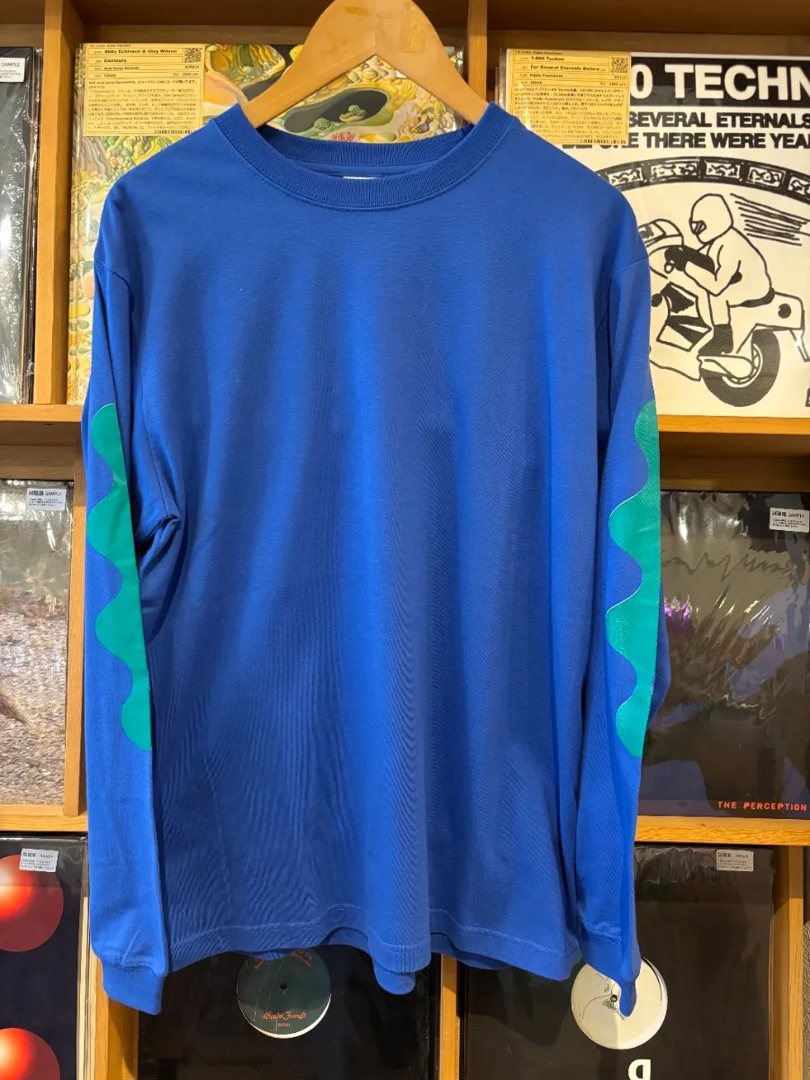 Mt.Chills - 時計草 collage  LongSleeve Blue Size:L : Wear