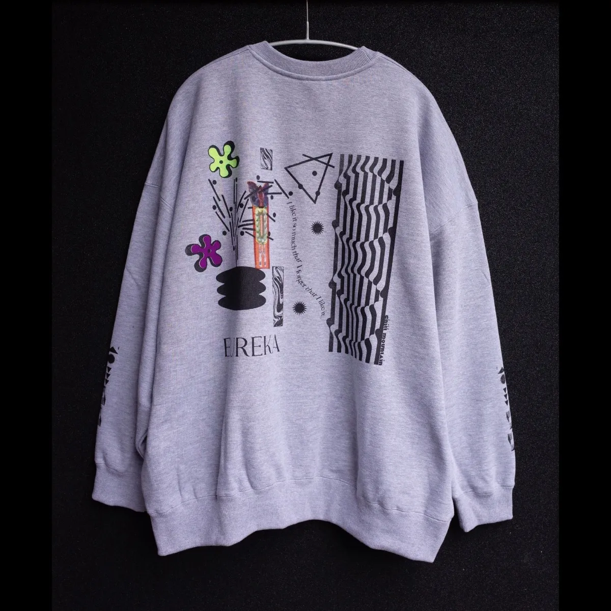 Mt.Chills - “EUREKA”Collage Crewneck Pullover : Wear